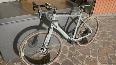 Bici gravel assistita