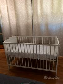 Lettino compresi materasso e set lenzuola
