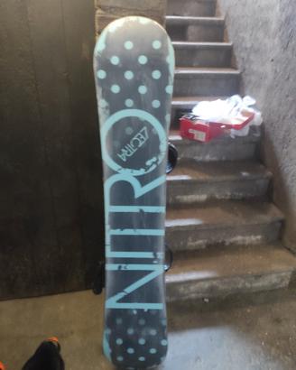 Tavola Snowboard Nitro+attacchi