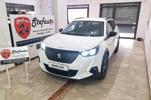 Peugeot 2008 BlueHDi 130 S&S EAT8 Allure Pack 2022