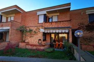 Villetta a Schiera a Sant'Ambrogio di Torino TO