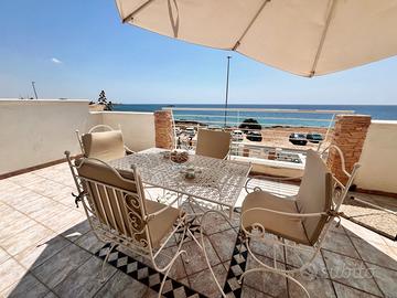 Villetta fronte mare a Marina di Ugento