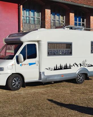 camper international semi integrale Cipro 35