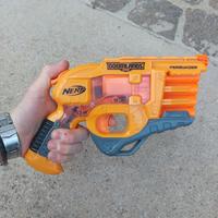 Nerf Persuader e Firestrike
