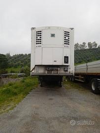 Semirimorchio  frigo schmitz