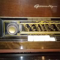 Radio Giradischi Grundig  con FM
