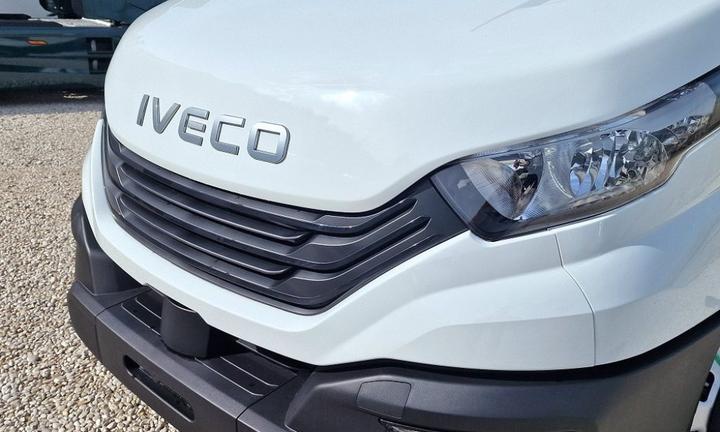 IVECO DAILY 35C16 NUOVO MOTORE 3.0 A TELAIO