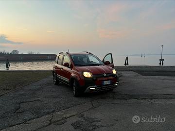 Fiat Panda Cross Hybrid