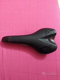 Sella Prologo X10 nago