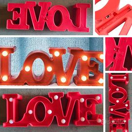 Scritta Love con 10 luci 