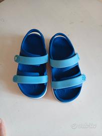 sandali crocs