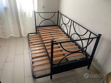 Divano letto in ferro battuto