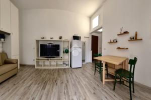 MONOLOCALE A MILANO