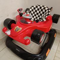 Girello macchina da corsa