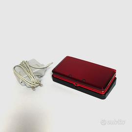Nintendo 3DS Rosso + Base di Ricarica e caricatore