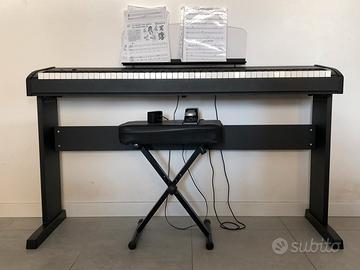 Pianoforte  elettronico ottime condizion