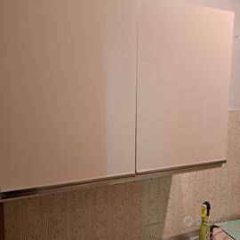 mobili bagno e cucina 