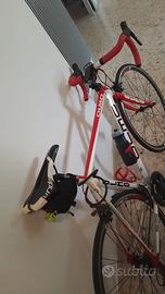 Bicicletta in carbonio serie limitata