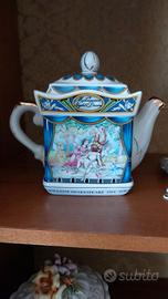 Teiera in porcellana vintage
