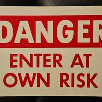 Cartello/Segnale di pericolo
