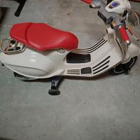 Vespa elettrica per bambini