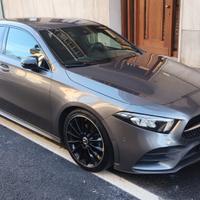 Mercedes-benz A 200 d Automatic Premium AMG LINE