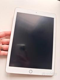 Ipad 6 generazione 128gb  wifi+cellular+cover+pen