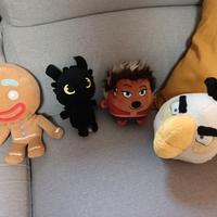 4 peluche personaggi animazione vari 