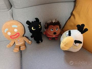 4 peluche personaggi animazione vari 