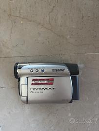 telecamera Sony DCR-HC23E con caricatore e cavi