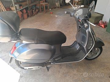 Vespa Granturismo L 200