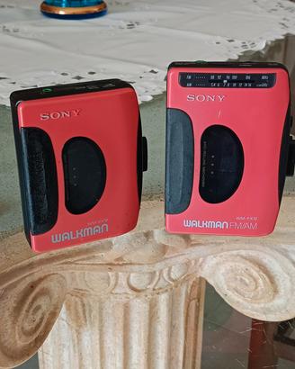 2 Walkman Sony WM-FX12, e WM-EX12