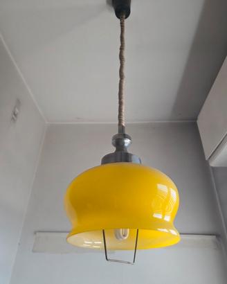 Lampadario giallo vintage