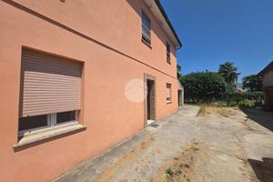 4 LOCALI A SANT'AGATA SUL SANTERNO