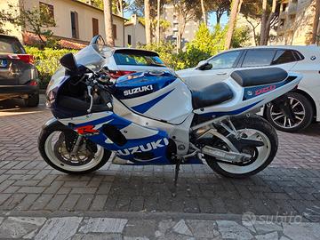 Suzuki GSX R 750 - 19000 km
