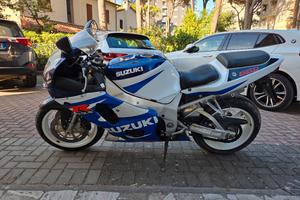Suzuki GSX R 750 - 19000 km