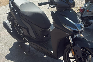Moto nuovissima scooter