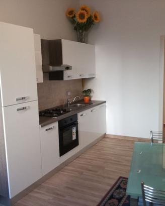 Appartamento per 2 o 3 studentesse