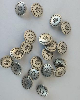 20 bottoni in metallo