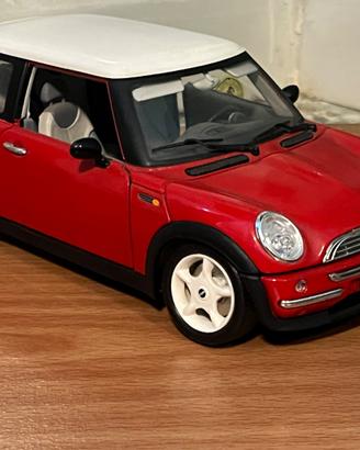 3 modellini 1:18