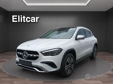 MERCEDES-BENZ GLA 180 Automatic Progressive Line