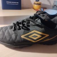 scarpe calcetto calcio umbro 42