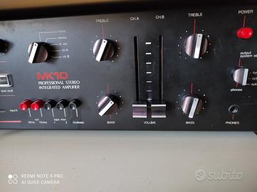 Vecchi amplificatori stereo