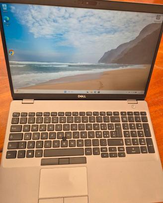 DELL PRECISION 3551 15.6" i7RAM 32GB-SSD 512GB