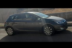 Opel Astra J Cosmo