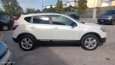 Nissan Qashqai 1.5 dCi DPF 360