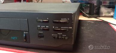 Videoregistratore VHS
