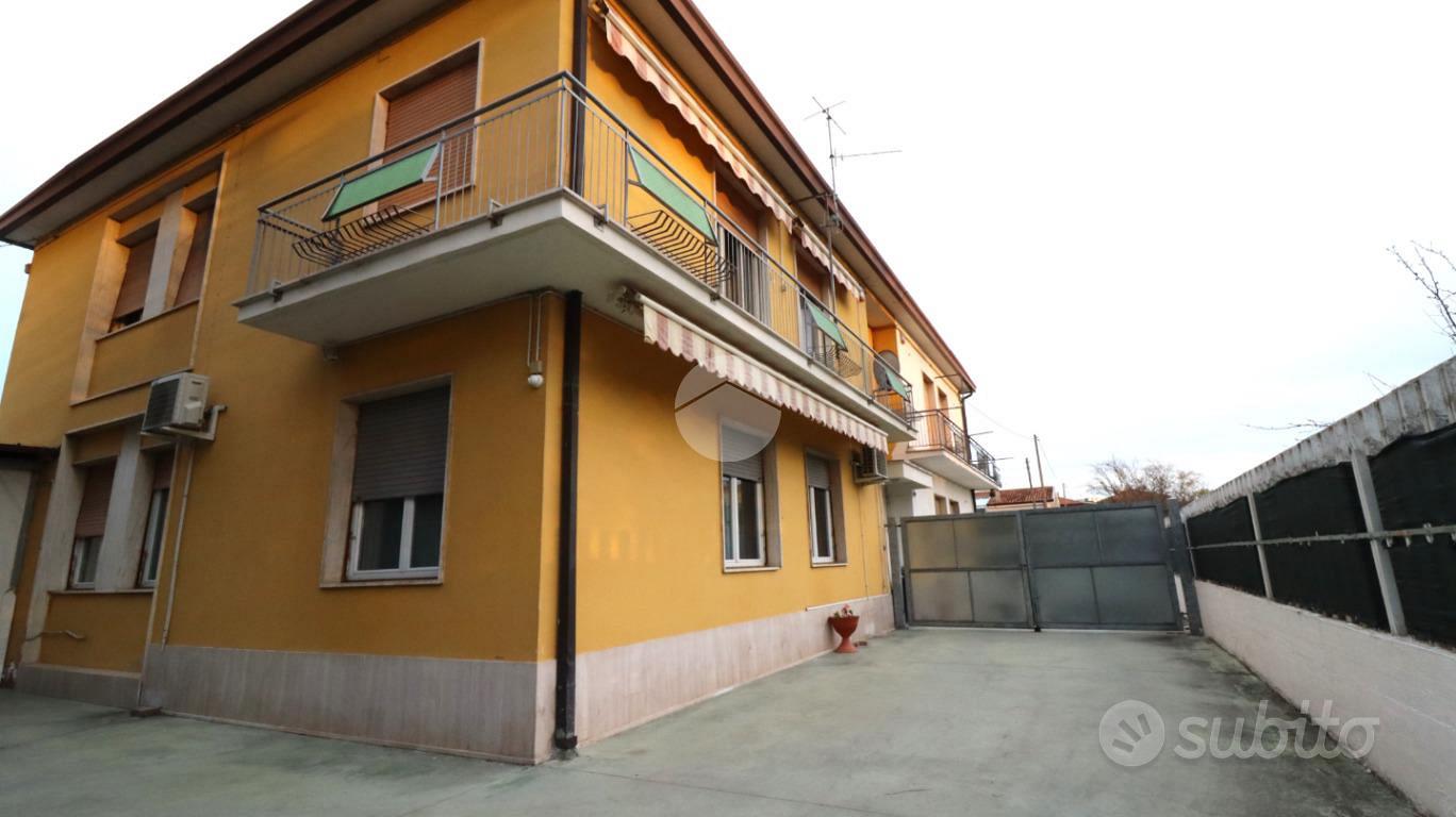 PORZIONE DI QUADRIFAMILIARE A PESCARA