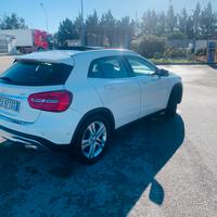 Mercedes gla 200 sport tetto navi led