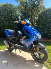YAMAHA AEROX 50